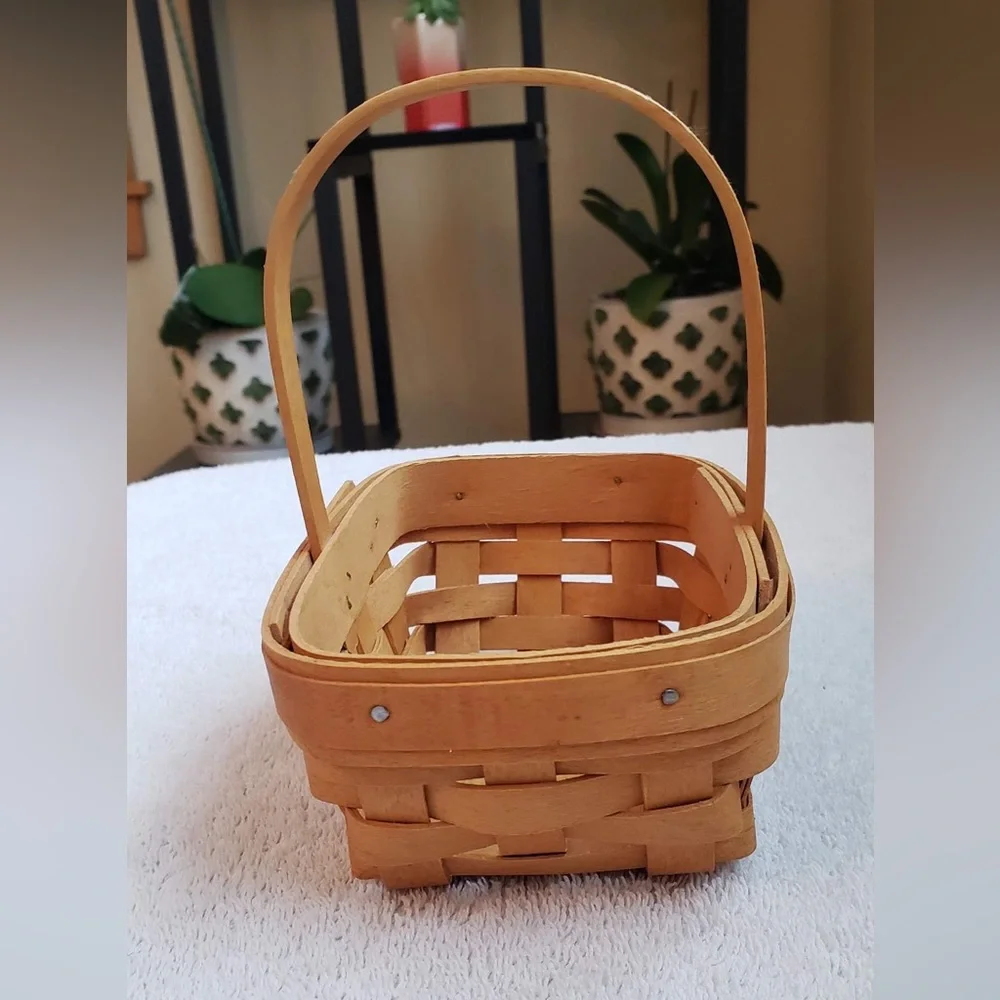 Longaberger Vintage Small Parsley 2001 Basket